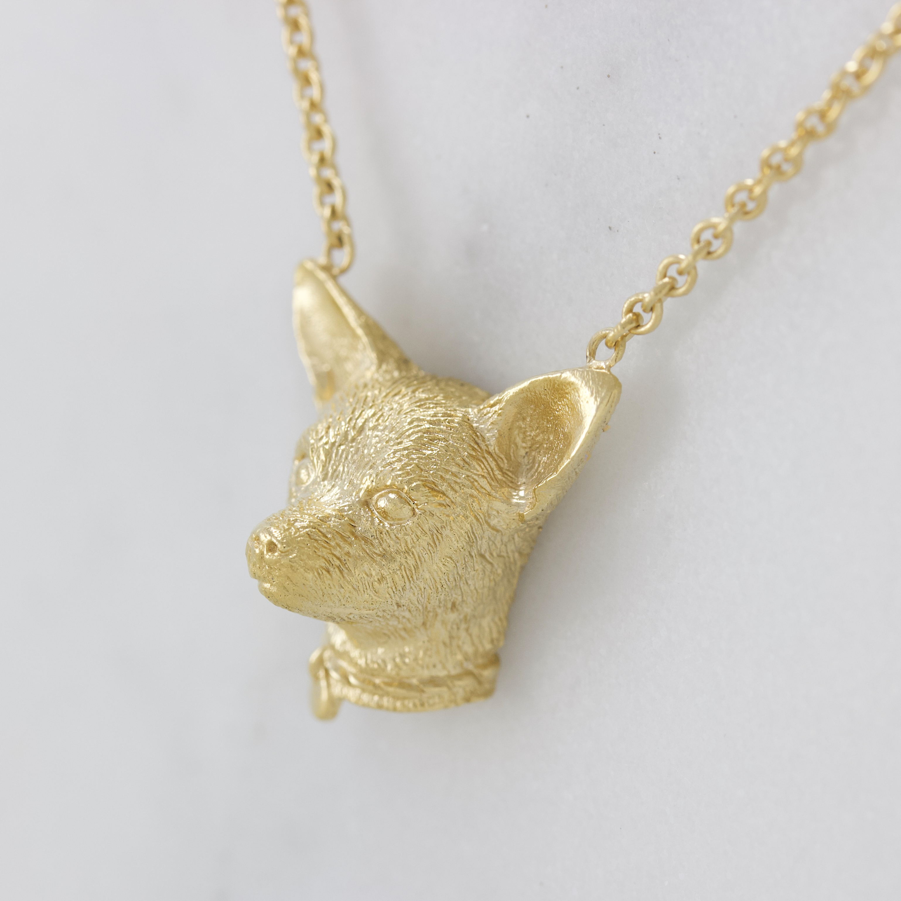 Chihuahua necklace 2025
